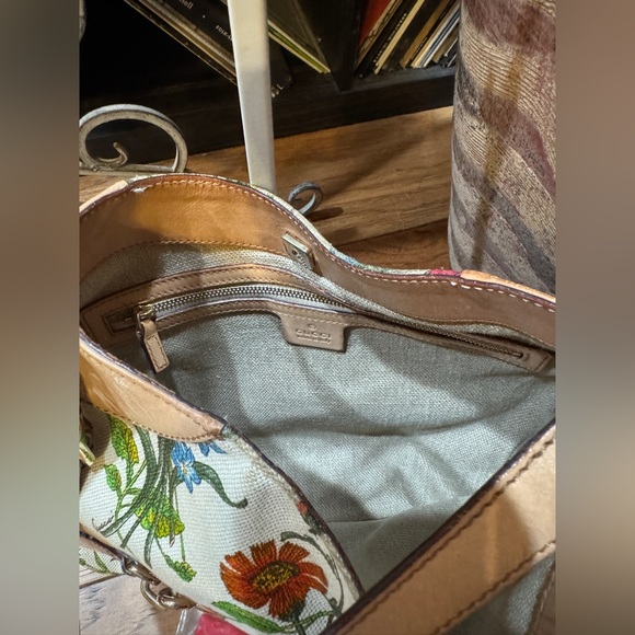 Gucci Flora Hasler Horsebit Hobo - Picture 5 of 7